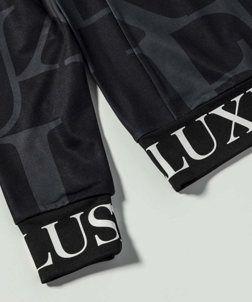 LUXEAKMPLUS(LUXEAKMPLUS)/LUXEAKMPLUS(リュクスエイケイエムプラス)ゴルフ 裾ロゴ総柄モックネックTシャツ/img10