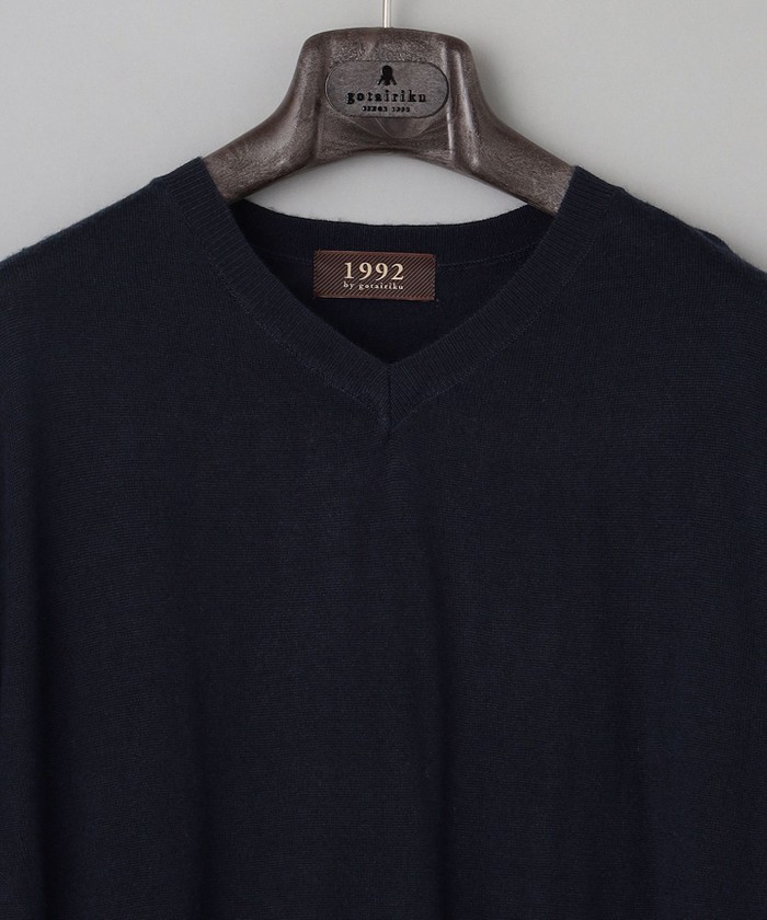 ハウィック (Howick) メンズ ニット・セーター トップス Merino Crew Jumper (Dark Navy) ベーシックニットハイゲージＶネック ニット(505685682)｜HANKYU