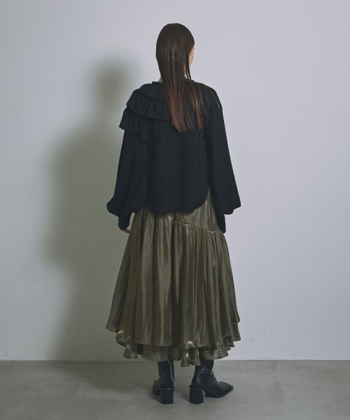 MIELI INVARIANT(ミエリ インヴァリアント)/Frill Shoulfer Round Tops/img16