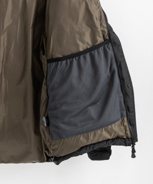 NANGA ナンガ レトロ ダウンジャケット 河田フェザー メンズ アウター 軽量 撥水 防寒 アウトドア キャンプ カジュアル KRIFF MAYER 231 着丈 KRIFF 肩幅 身幅 約62cm 袖丈 NANGA MAYER 耐久性