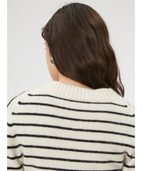 ラクーンアンサンブルニット 予めご了承ください