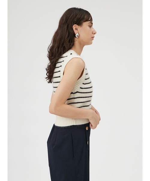 ラクーンアンサンブルニット 予めご了承ください