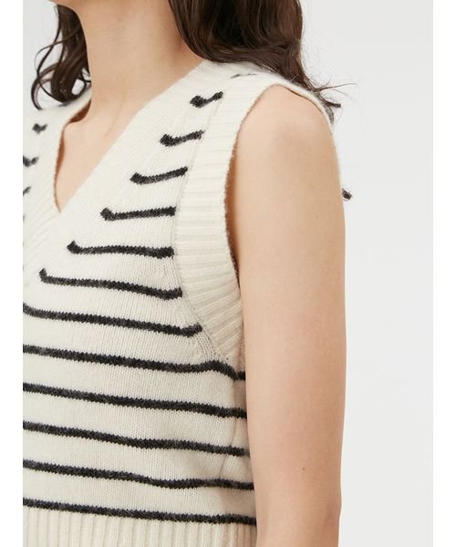 ラクーンアンサンブルニット 予めご了承ください