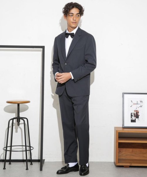 「ESSENTIALLINE」TWソリッドシングルジャケット クラシックの基本は崩さず