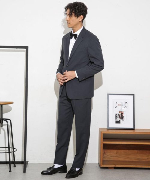 「ESSENTIALLINE」TWソリッドシングルジャケット クラシックの基本は崩さず