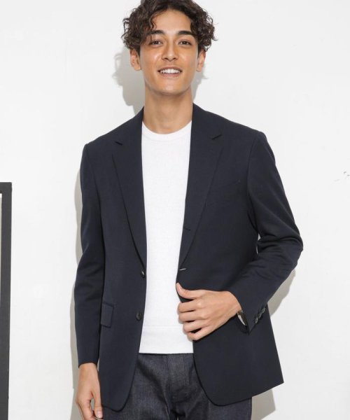 「ESSENTIALLINE」TWソリッドシングルジャケット クラシックの基本は崩さず