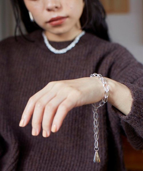 nothing and others(ナッシングアンドアザース)/Swaying drop Necklace/img03