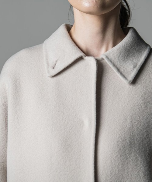 ロング丈シャルムリバービーバーコート 光沢感