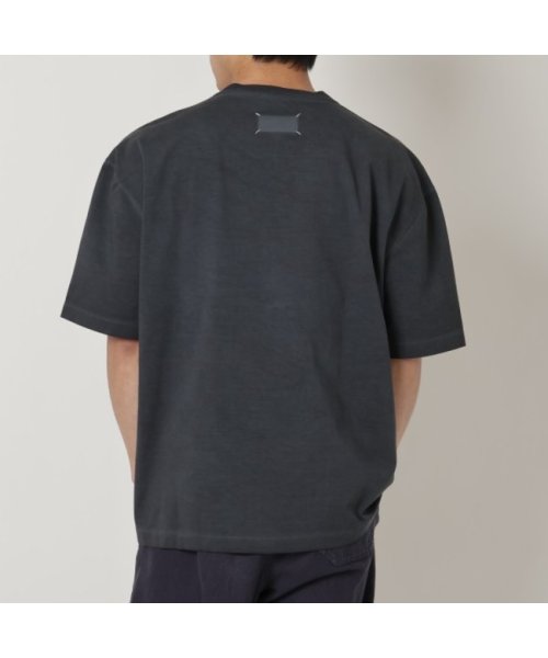 MAISON MARGIELA(メゾンマルジェラ)/メゾンマルジェラ Tシャツ 半袖カットソー トップス ブラック メンズ Maison Margiela S50GC0646 S23883 855/img03