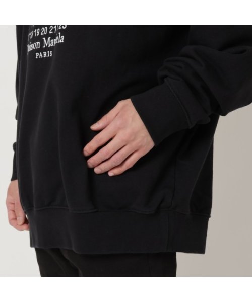 メゾンマルジェラ パーカー スウェットシャツ フーディー ブラック メンズ Maison Margiela S50GU0202 S25505 900 Maison Margiela メゾンマルジェラ パーカー スウェットシャツ フーディー ブラック メンズ S50GU0202 S25505