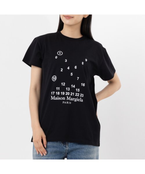 MAISON MARGIELA(メゾンマルジェラ)/メゾンマルジェラ Tシャツ 半袖カットソー トップス ブラック レディース Maison Margiela S51GC0516 S22816 900/img01