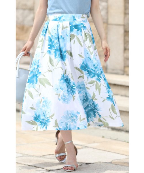 CAWAII(カワイイ)/涼やかな青の花咲くタックミディアムスカート/img01