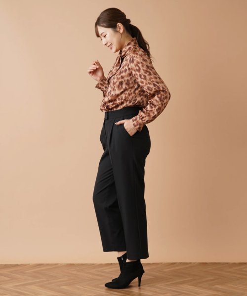 クロップドタックパンツ【my perfect wardrobe】 