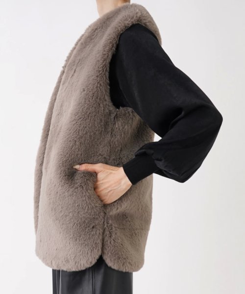 フェイクファーベスト【NEMIKA】 