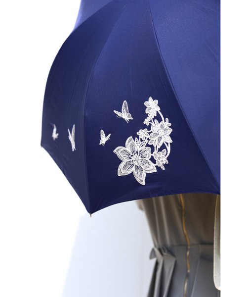 CAWAII(カワイイ)/UVカット99.9% 花と蝶舞うコード刺繍の晴雨兼用日傘/img12