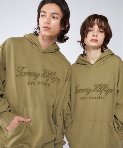 TOMMY HILFIGER(トミーヒルフィガー)/【オンライン限定】オーバーサイズロゴフーディ/img23