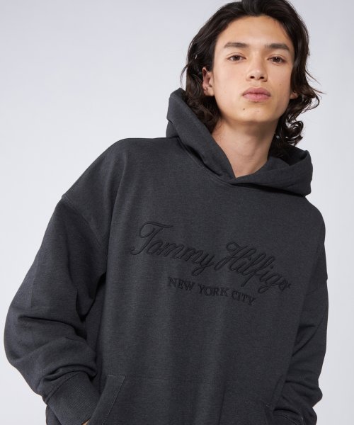 TOMMY HILFIGER(トミーヒルフィガー)/【オンライン限定】オーバーサイズロゴフーディ/img28