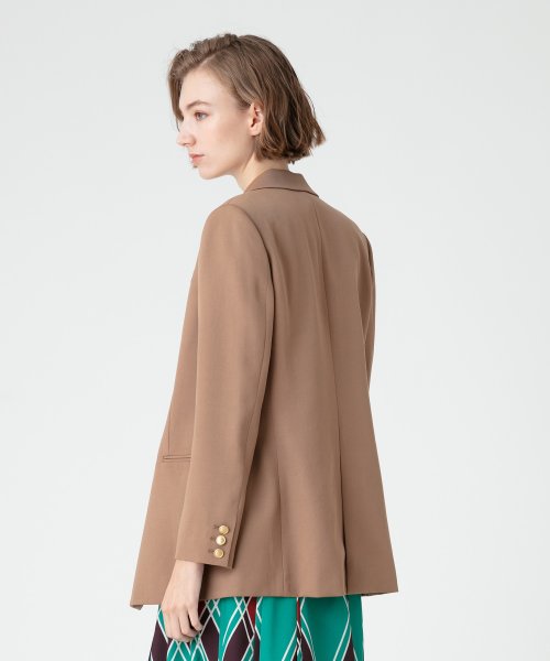 【LOULOU WILLOUGHBY】ギャバジンテーラードジャケット LOULOU WILLOUGHBY WILLOUGHBY店舗とオンラインショップ限定販売になります フィッティングモデル 詳細画像 172cm B82 W66 H92　着用サイズ：02