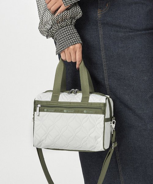 EVERYDAY SM SATCHELウェイビーデボスオフホワイト EVERYDAY SM