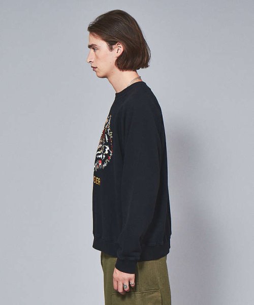 【NUTMEG MILLS/ナツメグミルズ】 / TIGER EMB CREW NUTMEG モデル：H182 B83 W72 H89 MILLS/ナツメグミルズ