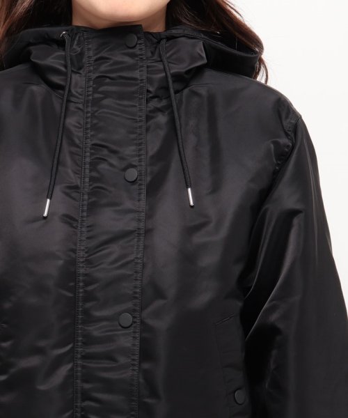 コート　AERO NYLON ST PARKA P 