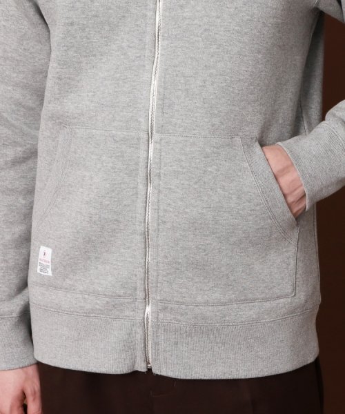 【MonoMax11月号掲載】ダウンフード ハイブリッドパーカ 