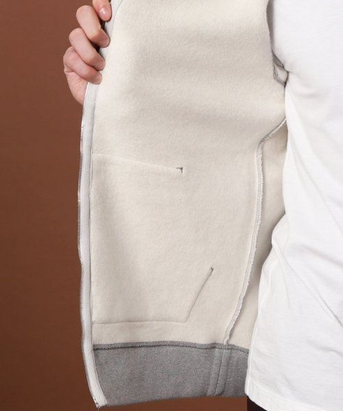 【MonoMax11月号掲載】ダウンフード ハイブリッドパーカ 