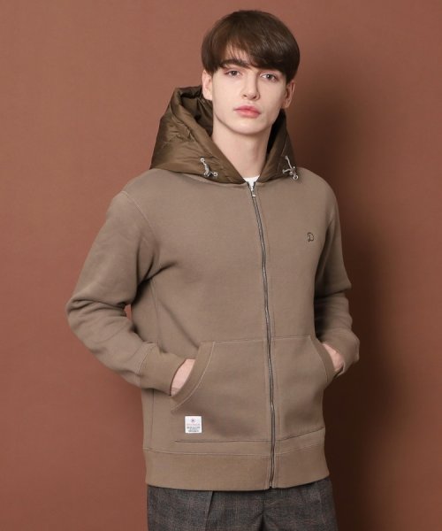 【MonoMax11月号掲載】ダウンフード ハイブリッドパーカ 