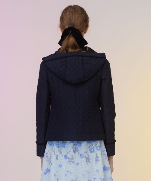 LAURA キルティングショートコート 