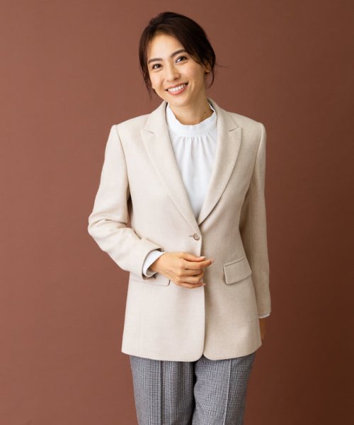 テーラードジャケット 