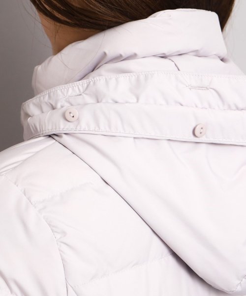 【洗える/エコ】800フィルパワーの高品質！機能性と美シルエットを叶えるダウンコート ミュラー種ホワイトダックの大きいダウンボールを使用しているため