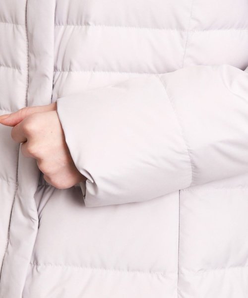 【洗える/エコ】800フィルパワーの高品質！機能性と美シルエットを叶えるダウンコート ミュラー種ホワイトダックの大きいダウンボールを使用しているため