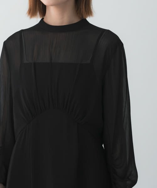 楊柳シアーロングドレス 商品説明【優雅なムード漂う、シアーロングドレス】ボリュームスリーブで程良い甘さをプラスした、上品なシアー感が魅力的なドレス。楊柳の凹凸が大人可愛く、滑らかな素材感もポイントです。バックス M1439625116(11000円)