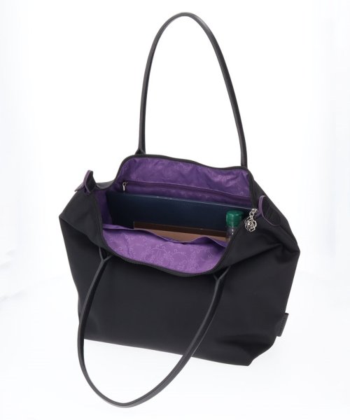 ANNA SUI アナスイ インナーバッグ バッグインバッグ（ANNA SUIの 