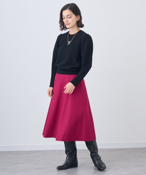 ストレッチボタニーベルトバックル スカート model 着用サイズ なし