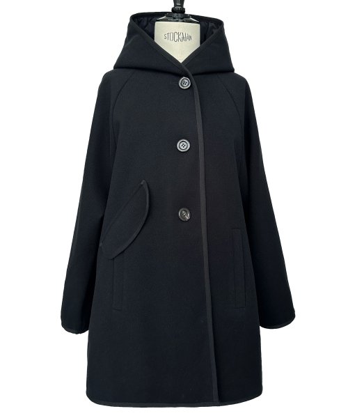 ウーリーストレッチ×ソフィーレイト裏キルトフーデッドコート(D1263) 商品説明ウーリーストレッチ×ソフィーレイト裏キルトフーデッドコート(D1263)WOOLLYSTRETCH×S S1507472014(11619円)