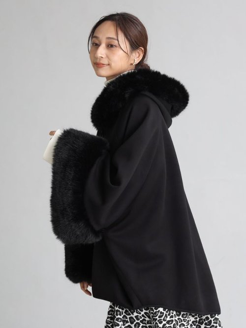 ポンチョライクファーコート 