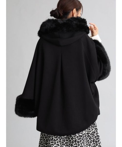 ポンチョライクファーコート 