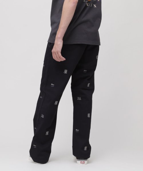 POINT EMBROIDERY CHINO PANTS / ポイント エンブロイダリー チノパンツ EMBROIDERY POINT CHINO PANTS ポイント エンブロイダリー