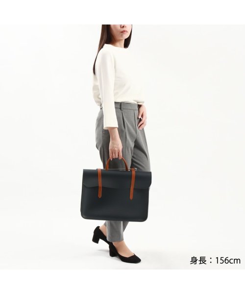 日本正規品 ザ ケンブリッジ サッチェル カンパニー ビジネスバッグ THE CAMBRIDGE SATCHEL Co. A4 The Music Case THE 日本正規品 A4 ザ Co. SATCHEL サッチェル カンパニー The Case CAMBRIDGE ケンブリッジ ビジネスバッグ Music W2104572277 (16088円)