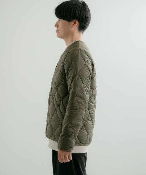 ITEMS URBANRESEARCH(アイテムズアーバンリサーチ（メンズ）)/TAION　MILITARY Wzip V－NECK DOWN JACKET/img15