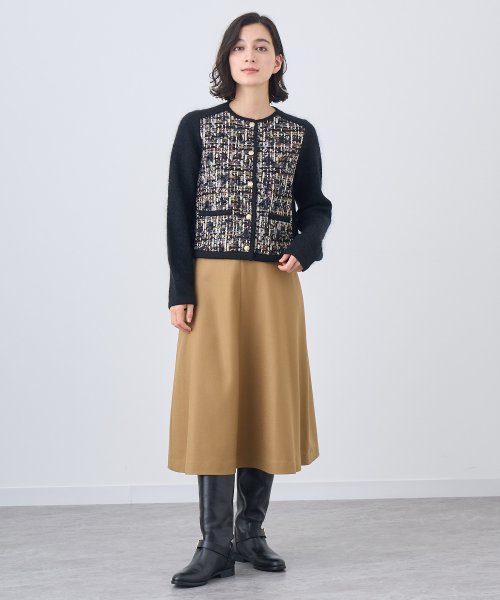 ストレッチボタニーベルトバックル スカート model 着用サイズ なし