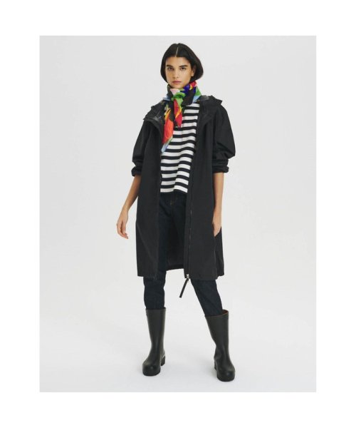 透湿防水ロングフーデッドパッカブルジャケット 