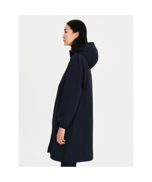 透湿防水ロングフーデッドパッカブルジャケット 