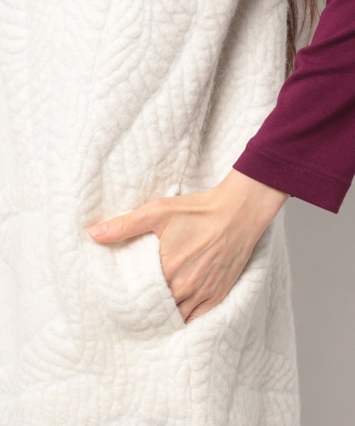 ボトルネックロングニットベスト 