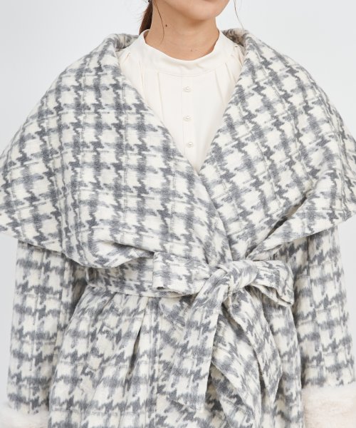 ファー付BIGカラーミドルコート 