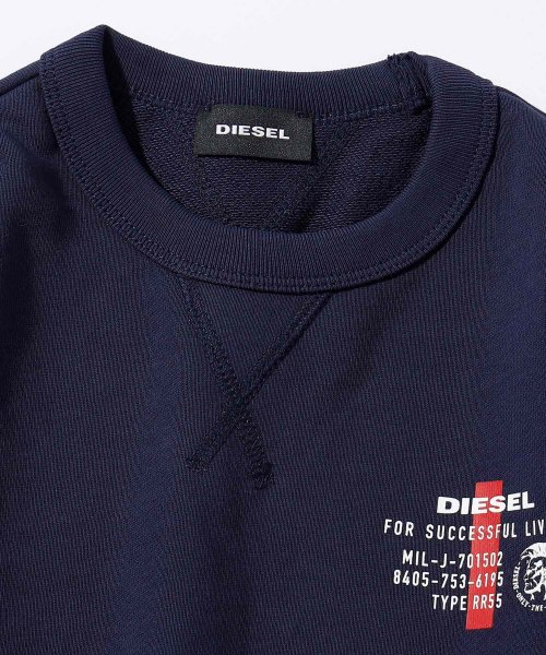 DIESEL(DIESEL)/DIESEL(ディーゼル)Kids & Junior ワンポイントブランドロゴ長袖スウェットカットソー/img07