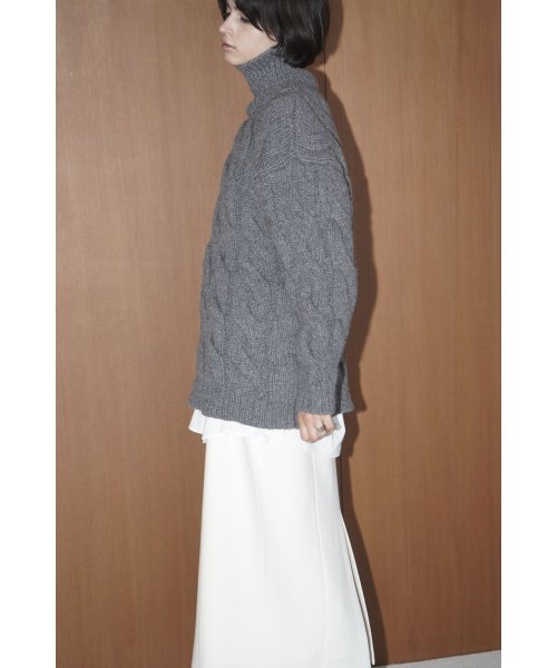 CLANE(クラネ)/BIG CABLE OVER KNIT TOPS/img03