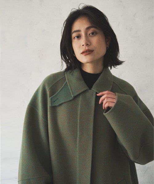 【Audrey and John Wad】ハンドメイドステンカラーロングコート H164 B79 W58 H82 5cm 着用サイズ：M　着用カラー：ベージュ系その他 H174 着用サイズ：M　着用カラー：ブラック