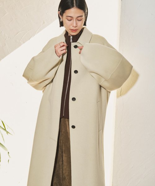 【Audrey and John Wad】ハンドメイドステンカラーロングコート H164 B79 W58 H82 5cm 着用サイズ：M　着用カラー：ベージュ系その他 H174 着用サイズ：M　着用カラー：ブラック